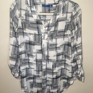Apt. 9 Black and White Geometric Blouse
